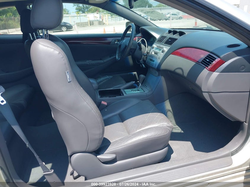 2004 Toyota Camry Solara Sle V6 VIN: 4T1CA30P74U003058 Lot: 39923928