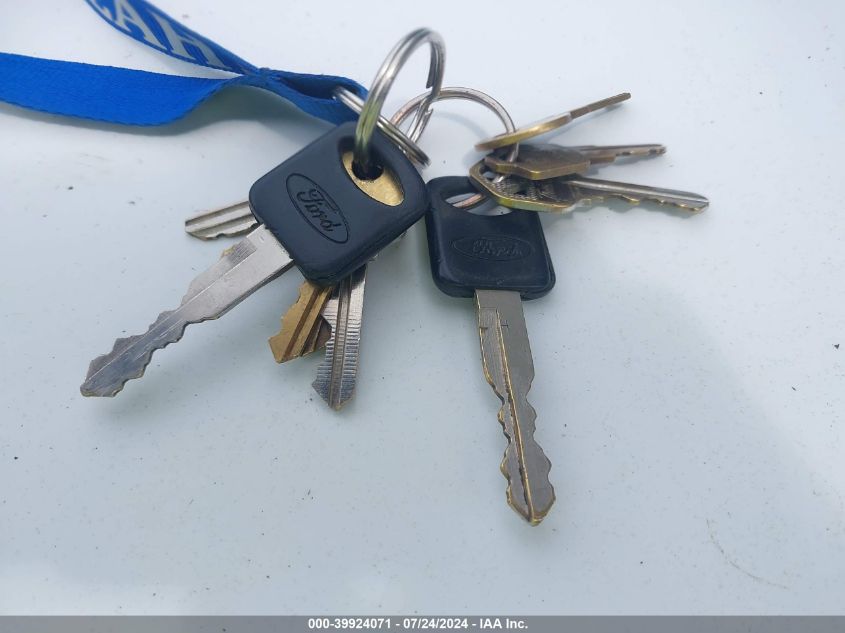 1995 Ford Econoline E350 Cutaway Van VIN: 1FDKE30G8SHA77062 Lot: 39924071