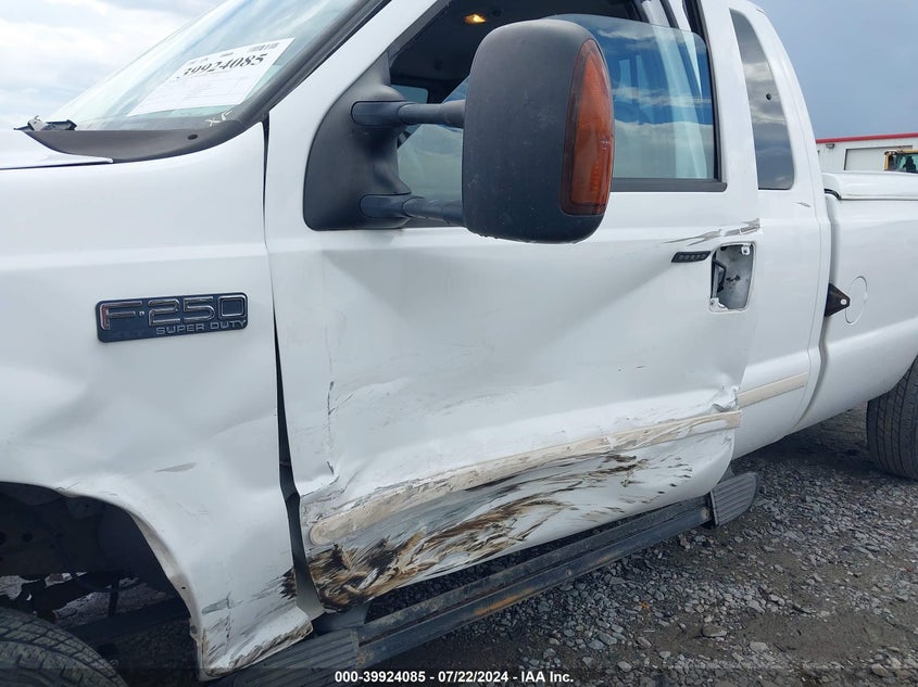 2004 Ford F-250 Lariat/Xl/Xlt VIN: 1FTNX21L64ED35603 Lot: 39924085