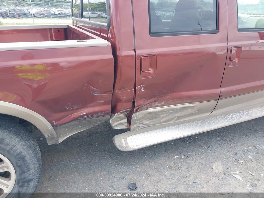 2005 Ford F-250 Lariat/Xl/Xlt VIN: 1FTSW21P95EA84781 Lot: 39924086