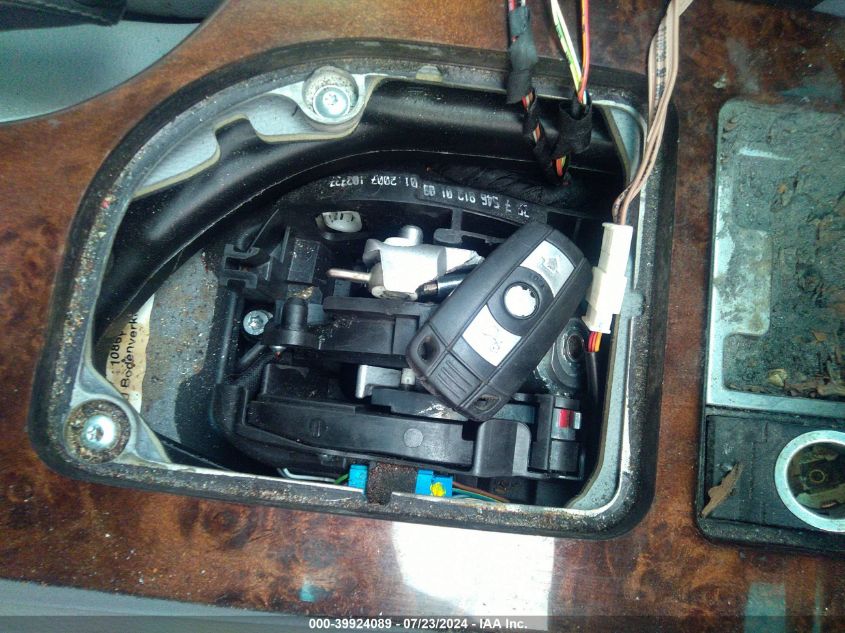 2007 BMW 530 I VIN: WBANE73527CM57633 Lot: 39924089