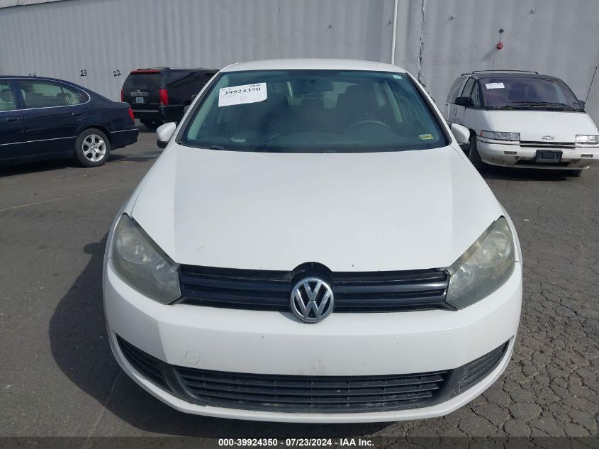 2011 Volkswagen Golf VIN: WVWAA7AJ7BW090149 Lot: 39924350