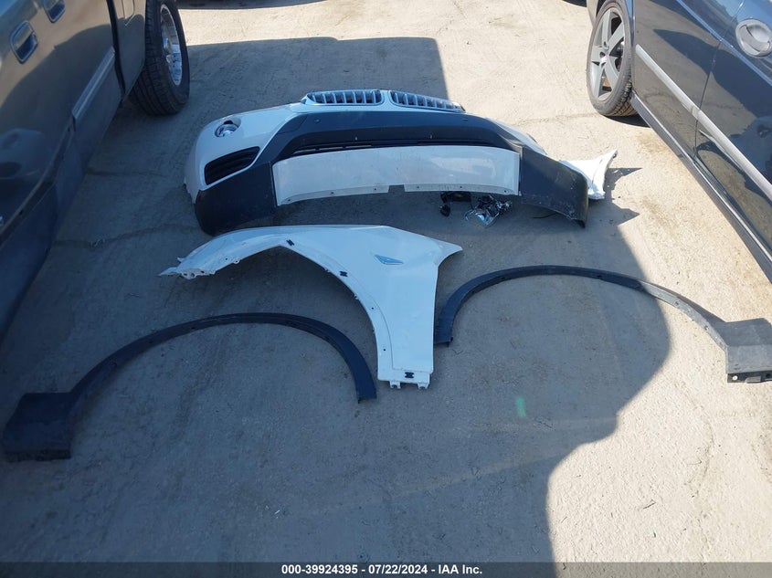 2017 BMW X3 Sdrive28I VIN: 5UXWZ7C32H0X42733 Lot: 39924395