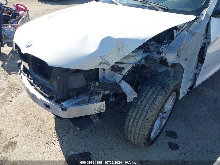 2017 BMW X3 Sdrive28I VIN: 5UXWZ7C32H0X42733 Lot: 39924395