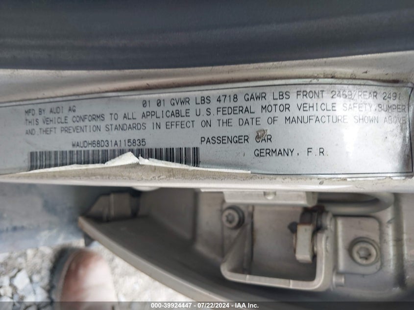 2001 Audi A4 2.8 VIN: WAUDH68D31A115835 Lot: 39924447