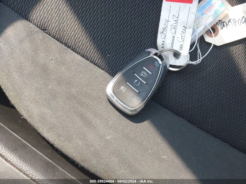 2017 Chevrolet Cruze Lt Auto VIN: 1G1BE5SM8H7110846 Lot: 39924484