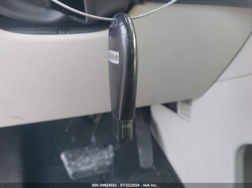 2011 Dodge Grand Caravan Crew VIN: 2D4RN5DG5BR764998 Lot: 39924582