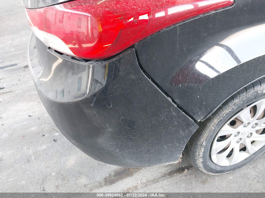 2013 Hyundai Elantra Gls VIN: 5NPDH4AE8DH197018 Lot: 39924862