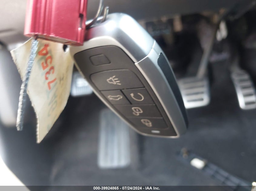 2011 Ford Edge Sport VIN: 2FMDK3AK2BBA06814 Lot: 39924865