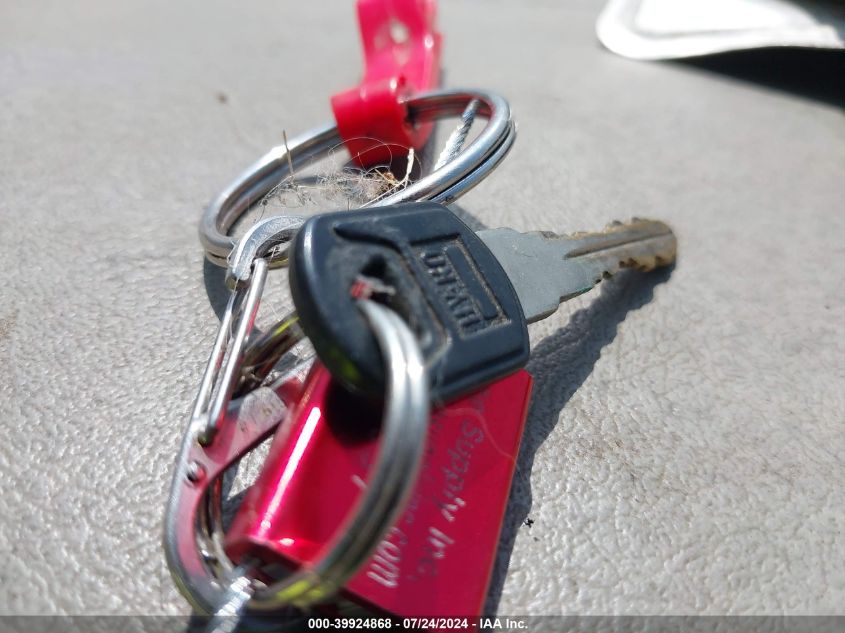 2003 Chevrolet Tahoe Z71 VIN: 1GNEK13T13R166451 Lot: 39924868