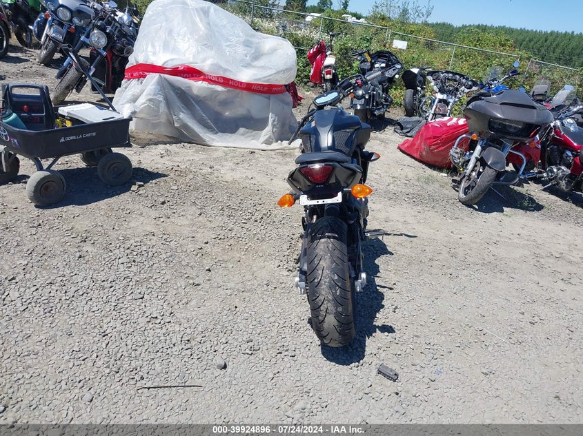 2019 YAMAHA MT07 VIN: JYARM27E3KA004626