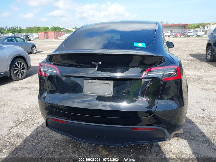 2022 Tesla Model Y Performance Dual Motor All-Wheel Drive VIN: 7SAYGDEF3NF375900 Lot: 39925001