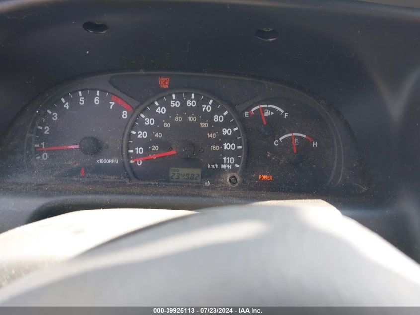 2002 Chevrolet Tracker Hard Top Lt VIN: 2CNBE634126949980 Lot: 39925113