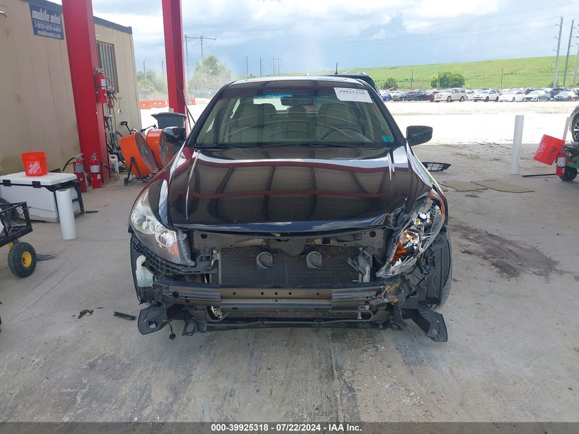 2010 Honda Accord 3.5 Ex-L VIN: 1HGCP3F81AA027812 Lot: 39925318