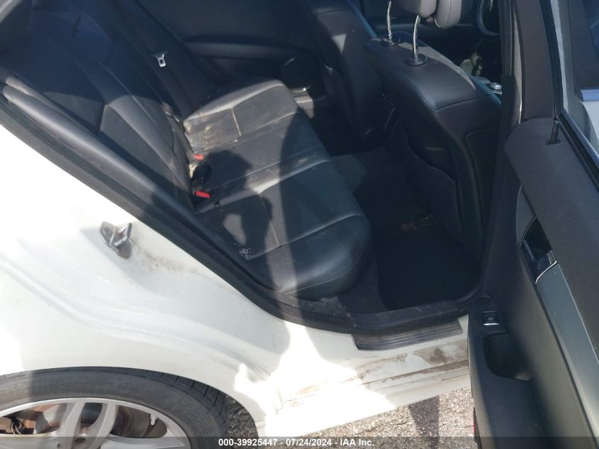 2010 Mercedes-Benz C-Class C 300 Sport/Luxury 4Matic VIN: WDDGF8BB1AR088196 Lot: 39925447