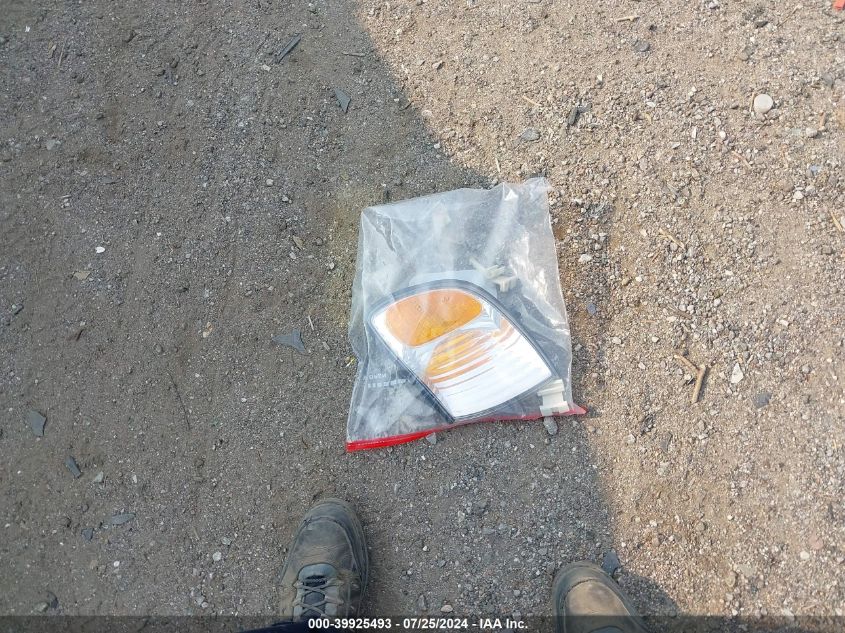 2002 Toyota Sienna Le VIN: 4T3ZF13C12U488889 Lot: 39925493