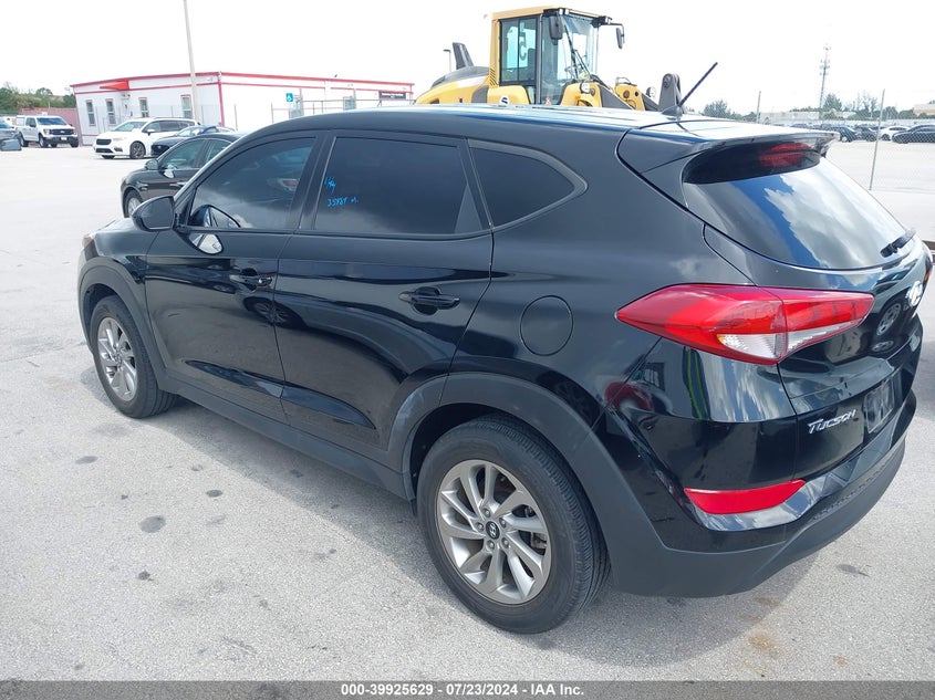 2018 HYUNDAI TUCSON SE - KM8J23A4XJU657282