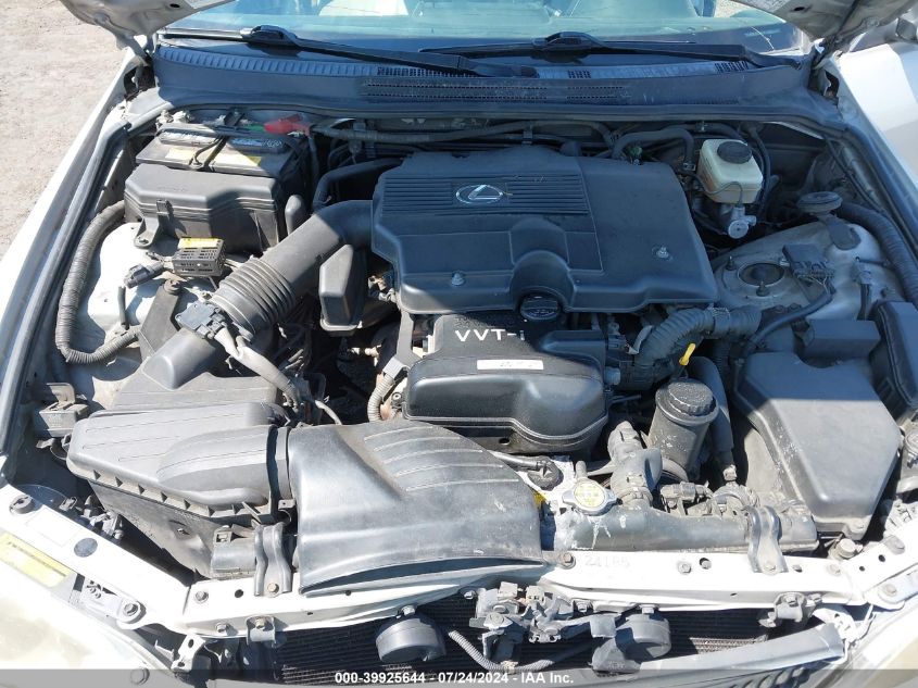 2004 Lexus Is 300 VIN: JTHBD192740091120 Lot: 39925644