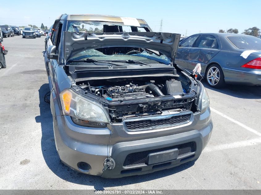 2011 Kia Soul + VIN: KNDJT2A29B7259944 Lot: 39925791