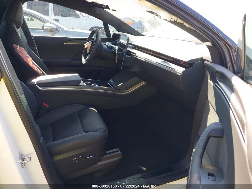 2024 TESLA MODEL X U   U(VIN: 7SAXCBE62RF447364