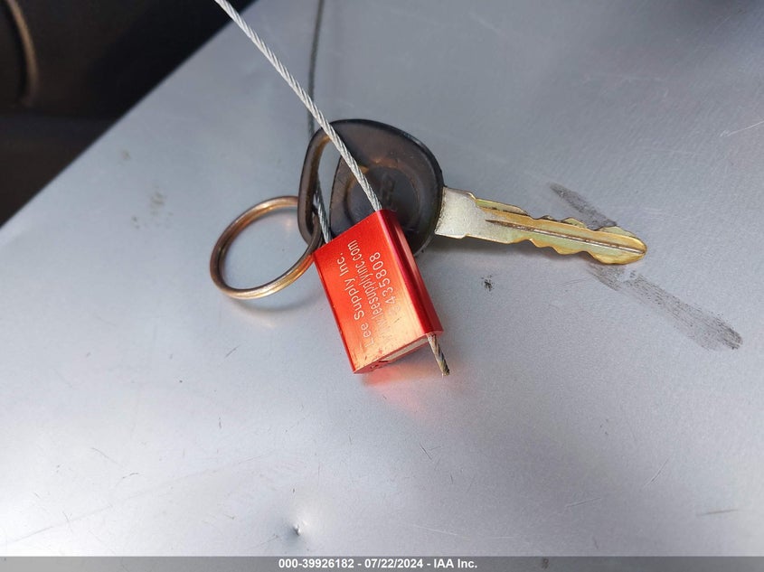 2002 Chevrolet Express VIN: 1GNFG15M421196942 Lot: 39926182