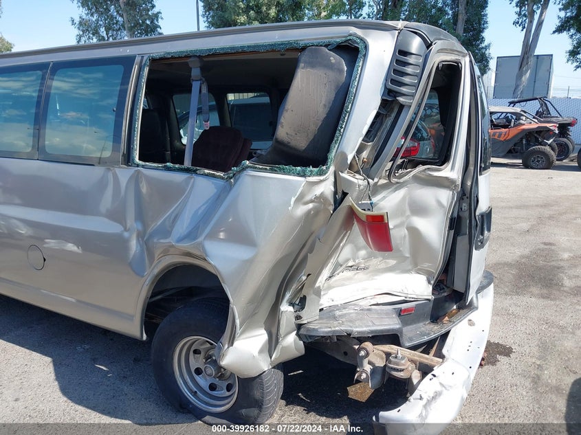 2002 Chevrolet Express VIN: 1GNFG15M421196942 Lot: 39926182