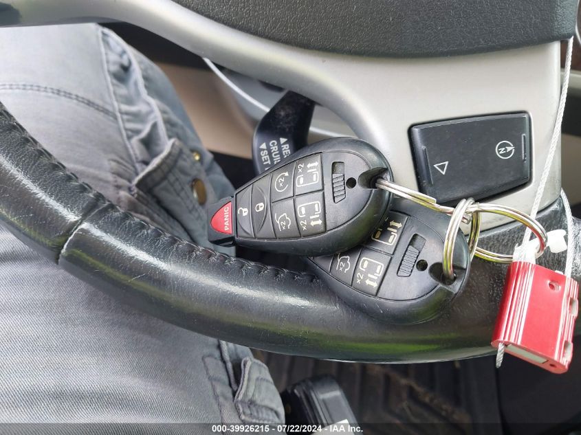 2010 Chrysler Town & Country Touring Plus VIN: 2A4RR8DX9AR321040 Lot: 39926215