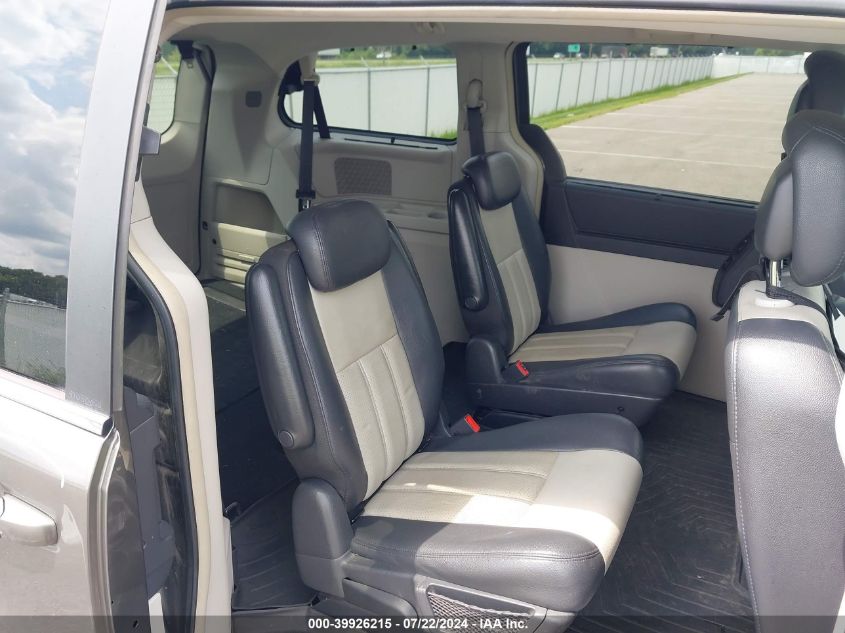 2010 Chrysler Town & Country Touring Plus VIN: 2A4RR8DX9AR321040 Lot: 39926215