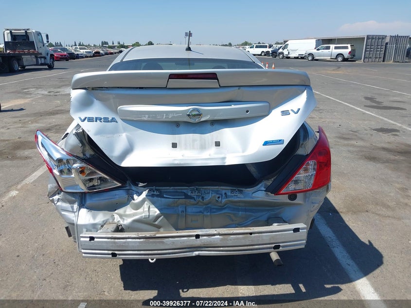 2016 Nissan Versa 1.6 S/1.6 S+/1.6 Sl/1.6 Sv VIN: 3N1CN7AP0GL898067 Lot: 39926377