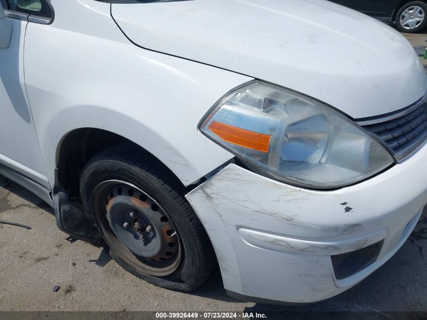 2009 Nissan Versa 1.8S VIN: 3N1BC11E69L374065 Lot: 39926449