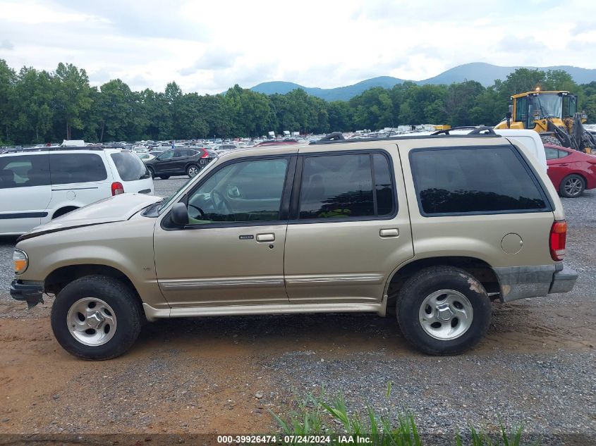 2000 Ford Explorer Xlt VIN: 1FMZU83P2YZC49924 Lot: 39926474