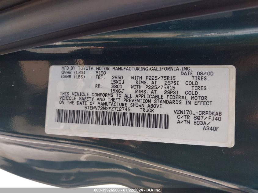 2000 Toyota Tacoma Base V6 VIN: 5TEWN72N2YZ712745 Lot: 39926506