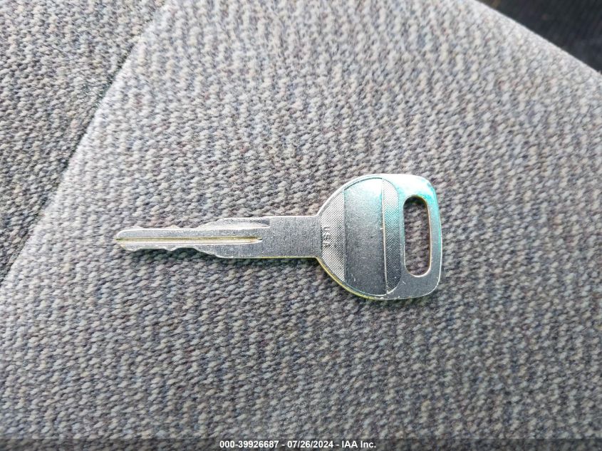 1998 Honda Civic Lx VIN: 2HGEJ667XWH510758 Lot: 39926687