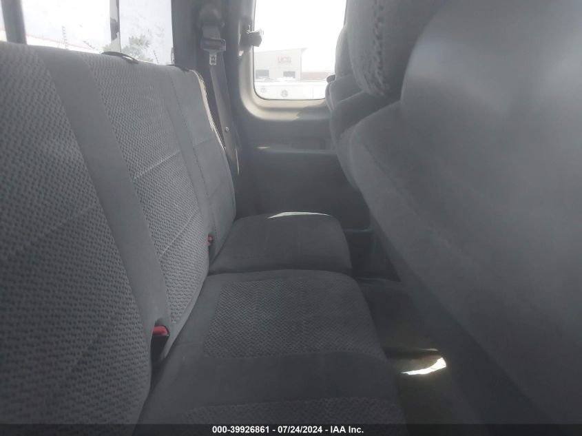 2002 Ford F150 VIN: 1FTRX18L22NB02865 Lot: 39926861