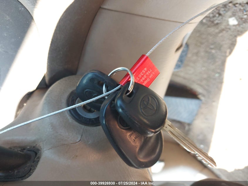 2004 Toyota Sienna Xle VIN: 5TDZA22CX4S010481 Lot: 39926930