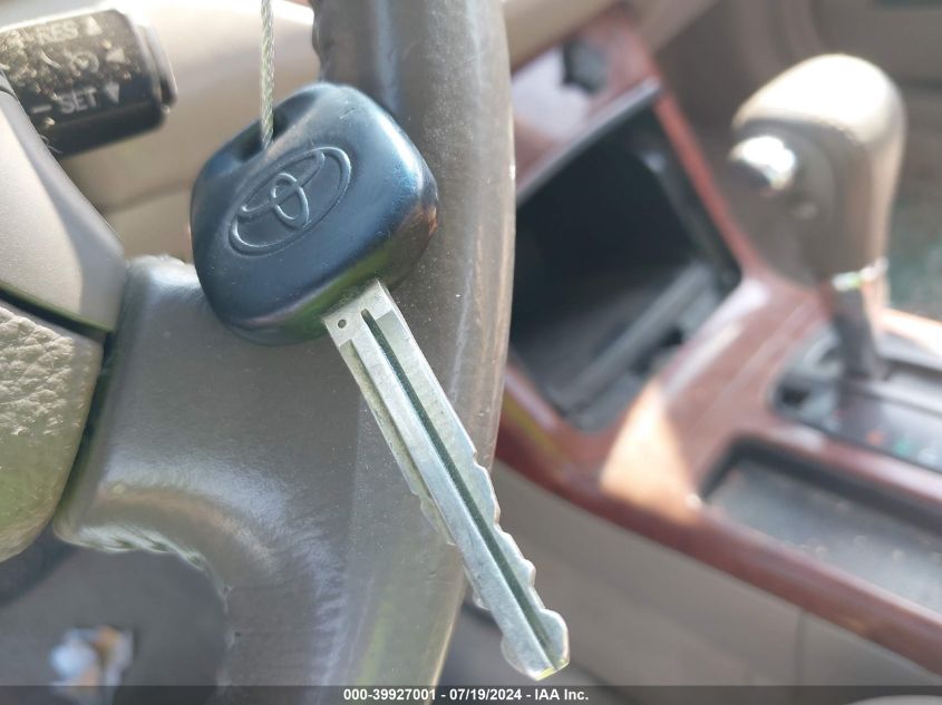 2005 Toyota Camry Xle V6 VIN: 4T1BF30K35U092954 Lot: 39927001