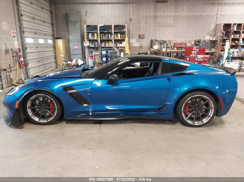 2015 CHEVROLET CORVETTE VIN: 1G1YS2D60F5607558