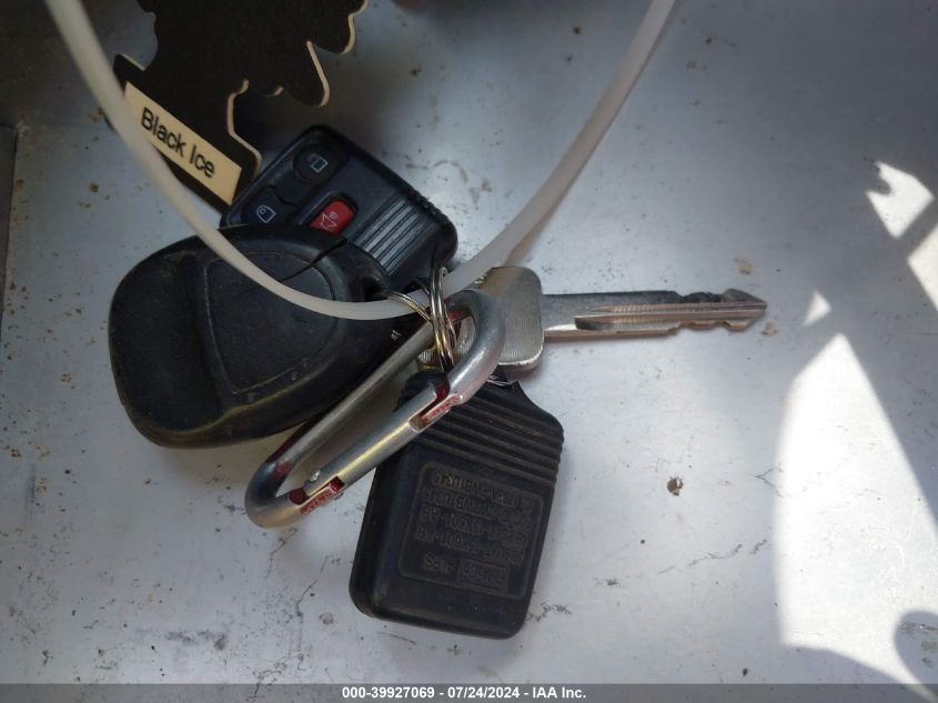 2003 Ford F-350 Lariat/Xl/Xlt VIN: 1FTWX32P03EE38512 Lot: 39927069