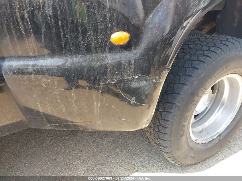 2003 Ford F-350 Lariat/Xl/Xlt VIN: 1FTWX32P03EE38512 Lot: 39927069