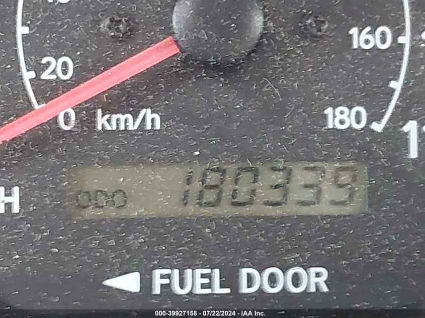 2000 Toyota Sienna Xle VIN: 4T3ZF13C5YU281124 Lot: 39927158