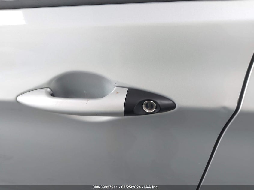 2012 Hyundai Accent Gls/Gs/Se VIN: KMHCU5AE4CU013576 Lot: 39927211