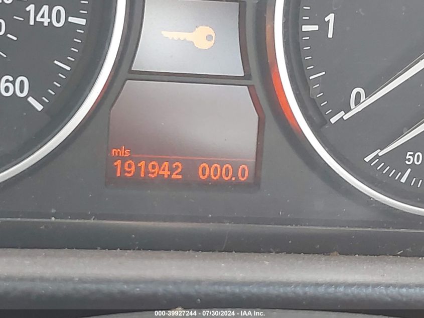 2008 BMW 328I VIN: WBAVC535X8F010557 Lot: 39927244