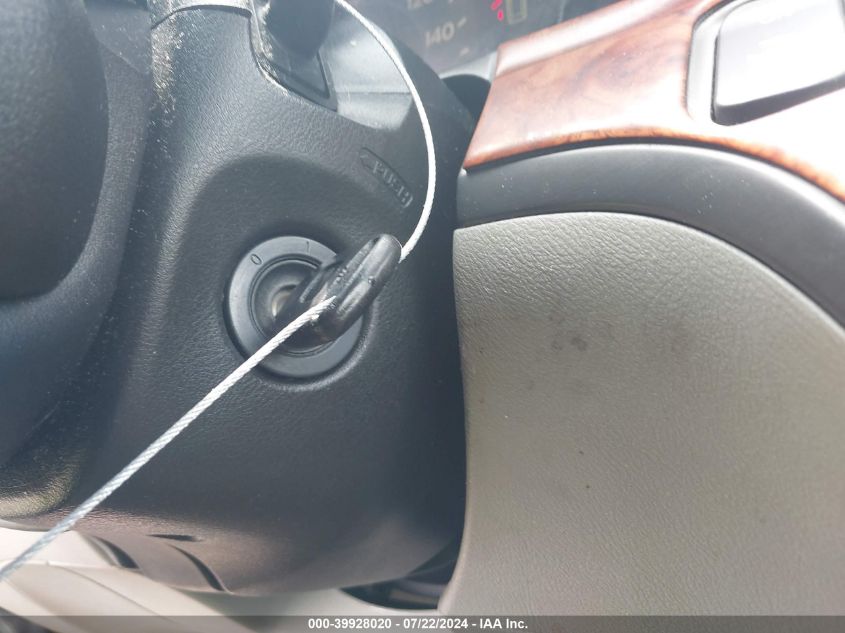 2007 Honda Odyssey Touring VIN: 5FNRL38827B052784 Lot: 39928020