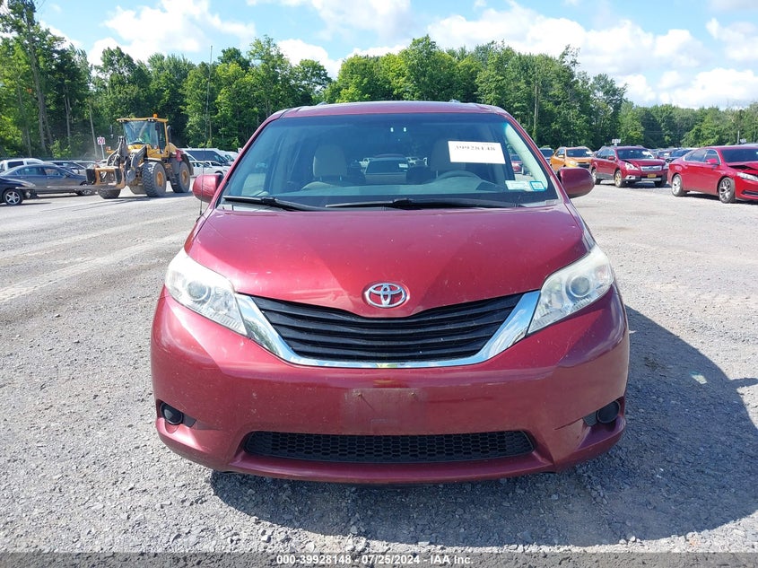 2014 Toyota Sienna Le V6 8 Passenger VIN: 5TDKK3DC4ES512745 Lot: 39928148