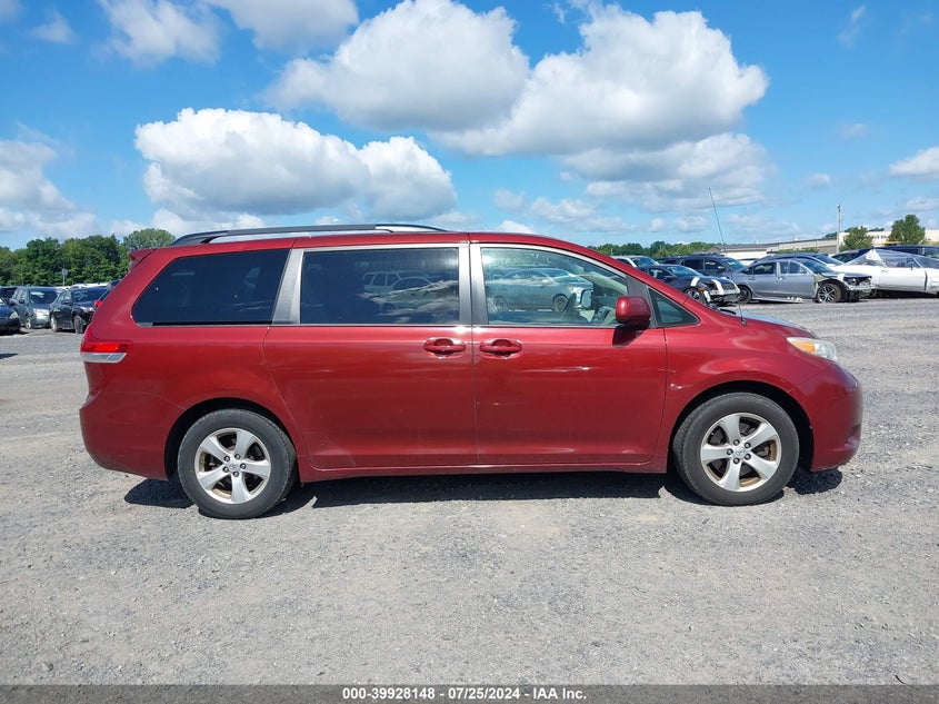 2014 Toyota Sienna Le V6 8 Passenger VIN: 5TDKK3DC4ES512745 Lot: 39928148