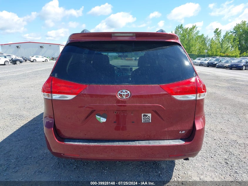 2014 Toyota Sienna Le V6 8 Passenger VIN: 5TDKK3DC4ES512745 Lot: 39928148