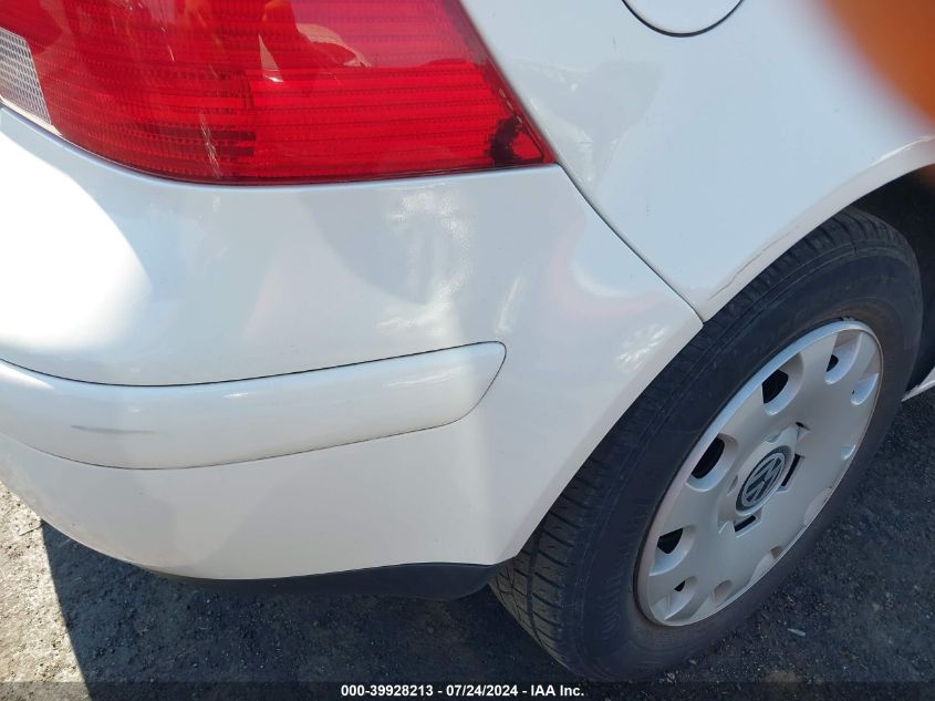 2005 Volkswagen Golf Gl 2.0L VIN: 9BWFL61J854034883 Lot: 39928213