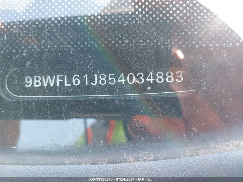 2005 Volkswagen Golf Gl 2.0L VIN: 9BWFL61J854034883 Lot: 39928213