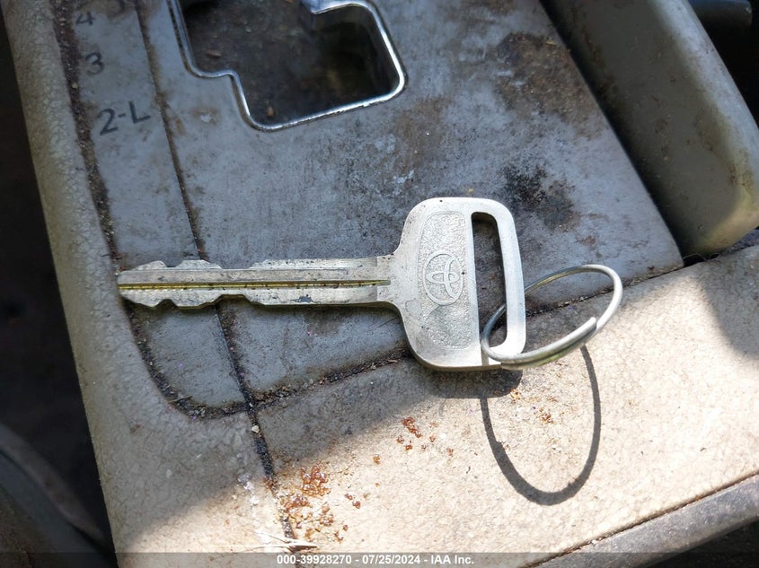 2008 Toyota Camry Le VIN: 4T4BE46K88R017502 Lot: 39928270