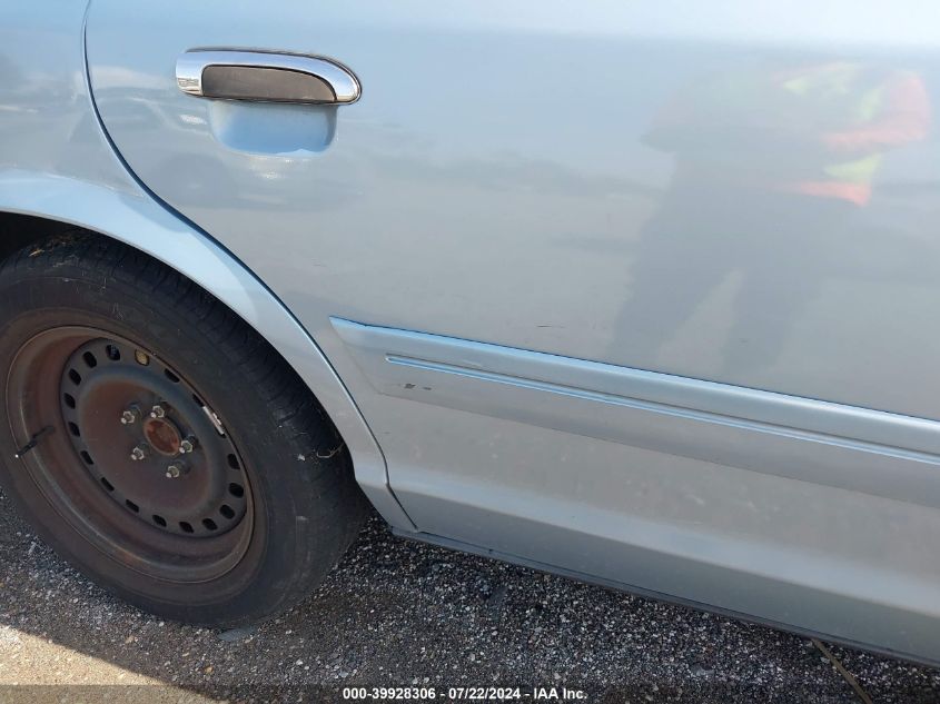 2000 Ford Crown Victoria VIN: 2FAFP73W4YX150548 Lot: 39928306